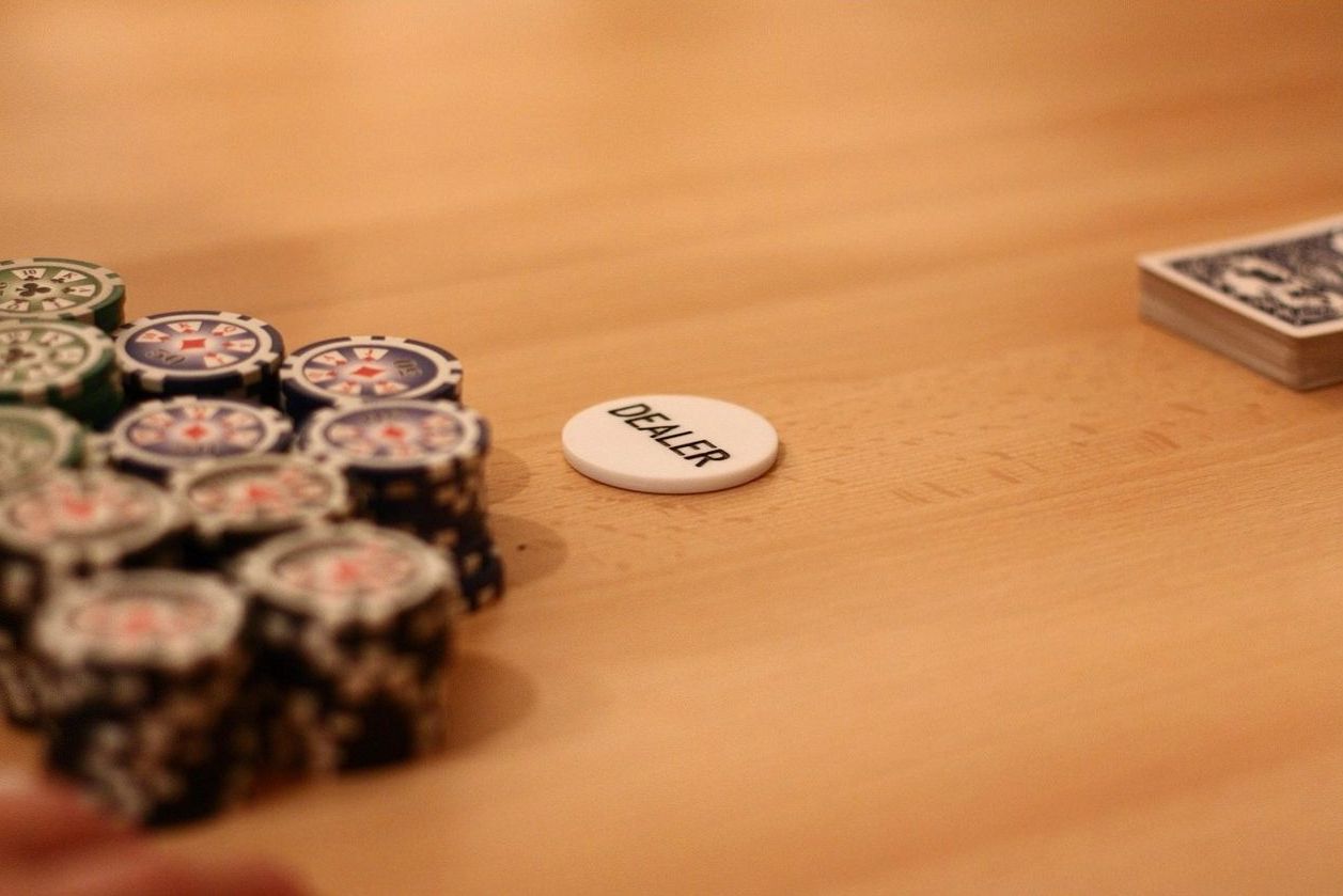 Table de blackjack prête pour les invités Emotionsvoyage